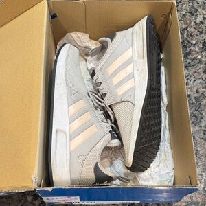 adidas Light Gray Sneakers with Pale Pink Stripes